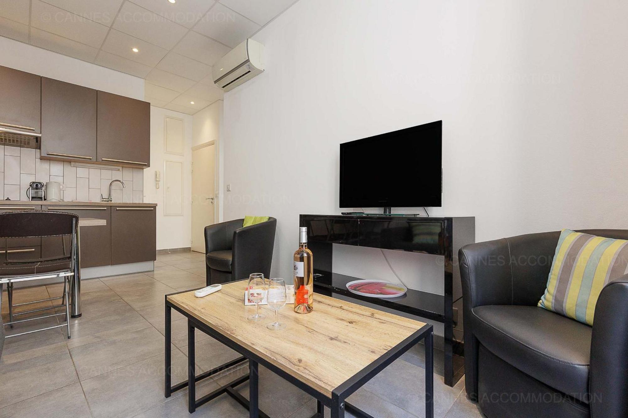 Aout 11 Appartement Cannes